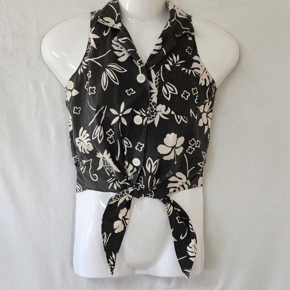 India Garment New York Floral  Black and White Sleeveles Tie Crop Top W SZ  Med - Picture 2 of 10